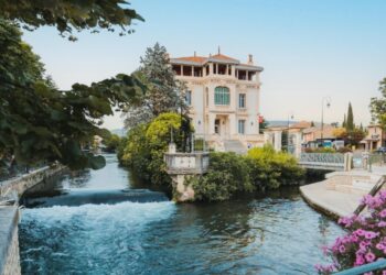 ‘Voyagez chez vous’ : Isle sur la Sorgue Tourisme invite les locaux à redécouvrir le territoire