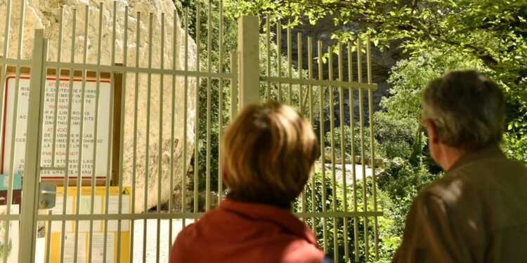 Fontaine de Vaucluse : la vallée est vraiment close désormais