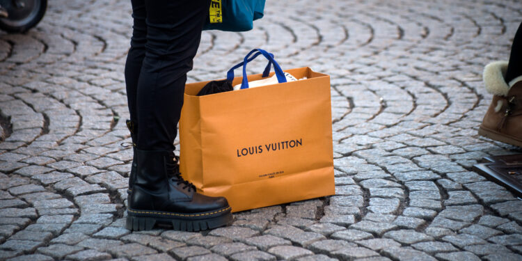 Dans quel monde Vuitton ?