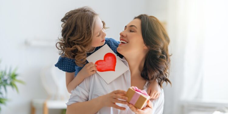 Fête des mères et Fête des pères : quel budget ont les Provençaux ?