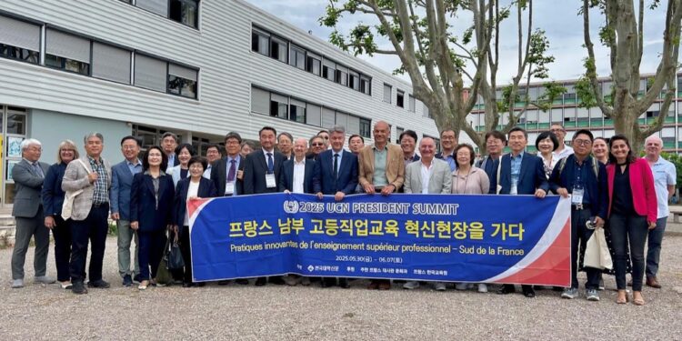 Une délégation coréenne découvre la formation professionnelle française au GRETA-CFA Vaucluse