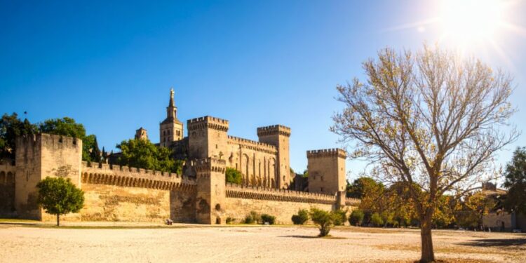 Logements ‘bouilloires’ : Gard, Vaucluse et Bouches-du-Rhône en première ligne d’ici 2050