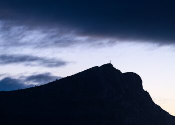 Livre : le photographe Camille Moirenc rend hommage à la Sainte-Victoire