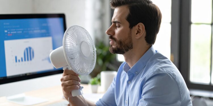 Travail par fortes chaleurs : obligations de l’employeur et droits des salariés