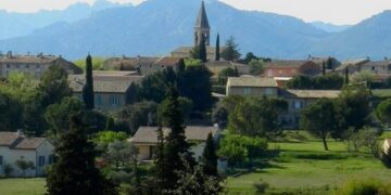 Village Saint-Pierre-de-Vassols labellisé Territoire engagé pour la nature