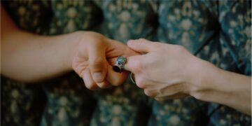 Arles, Saintes ou Sorcières, quand l’invisible tend la main