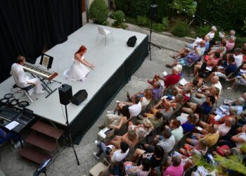 Avignon, Eclats de scène, La Cour des notaires fête ses 20 ans