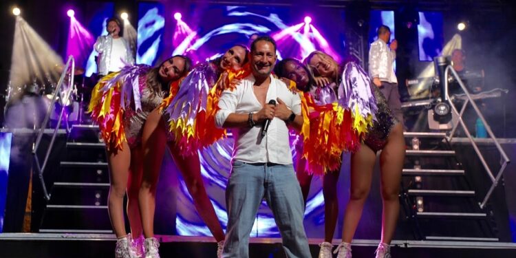 (Vidéo) L’orchestre Le Show Lorca célèbre ses 10 ans au Lac de Monteux