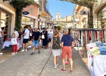 Miramas : le Village de Marques fait sa braderie