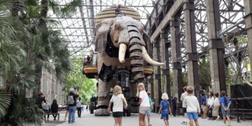 Le Grand Éléphant, vigie des univers mécaniques de Nantes