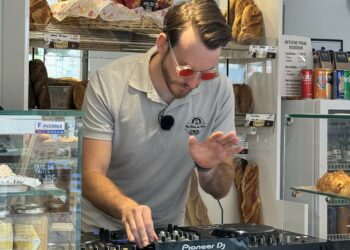 (Vidéo) Dorian Gamon, le DJ qui électrise les boulangeries de France