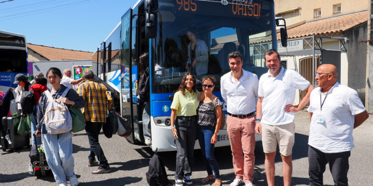 Un bus direct de Vaison-la-Romaine à Avignon gare TGV