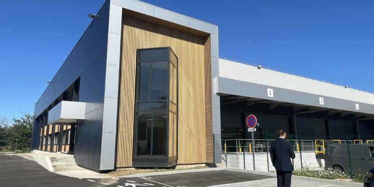 (Vidéo) Montéa inaugure son bâtiment Avignon A : une réhabilitation qui inscrit Courtine dans la logistique de demain