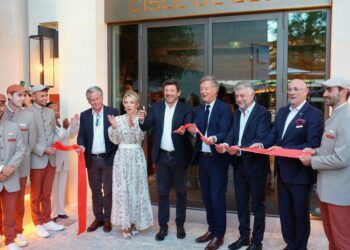 « Cet hôtel me ressemble » : Patrick Bruel lors de l’inauguration de l’Isle de Léos à l’Isle-sur-la-Sorgue