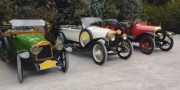 Des voitures ‘ancêtres’ parcourent le Gard, le Vaucluse et les Bouches-du-Rhône durant 3 jours
