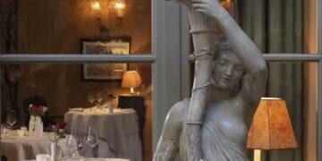 Bal à La Mirande : Quand le XVIIIe siècle embrase Avignon