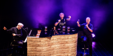 Sorgues, Quand trois plumes s’envolent : « Au revoir et merci ! » fait ses adieux en chansons