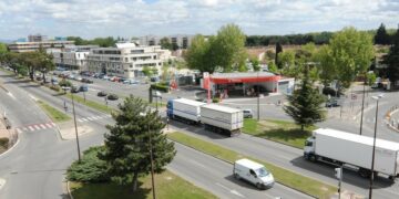 Avignon face aux poids lourds : le Maire veut interdire les camions de +38 tonnes sur la Rocade