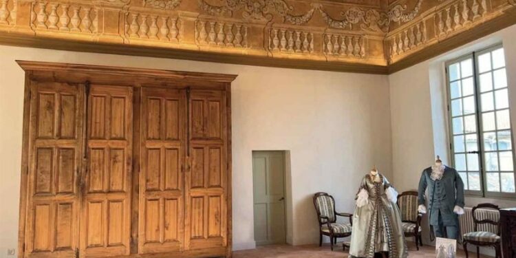 Pernes-les-Fontaines distinguée pour la restauration exemplaire de son Hôtel de Ville