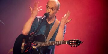 Le chanteur humoriste Frédéric Fromet ouvre la saison au théâtre de l’Arrache-Cœur à Avignon
