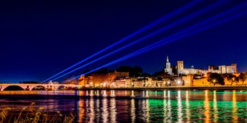 Villes les plus médiatisées de France : Avignon devance Paris