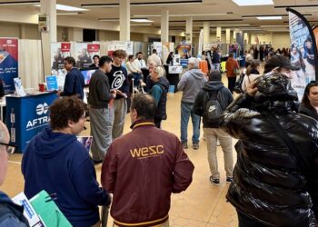 La Nuit de l’Orientation : les visiteurs ont pu découvrir plus de 200 métiers à Avignon