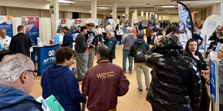 La Nuit de l’Orientation : les visiteurs ont pu découvrir plus de 200 métiers à Avignon