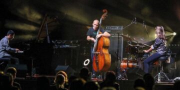Le grand contrebassiste Avishai Cohen à l’Opéra Grand Avignon