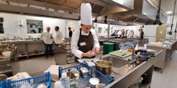 À 17 ans, Louise Abras remporte la finale régionale du Meilleur Apprenti Cuisinier de France à l’Ecole Hôtelière d’Avignon