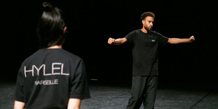 Le festival Vis-à-vis, temps fort de la création en milieu carcéral, du 10 au 12 décembre à Avignon