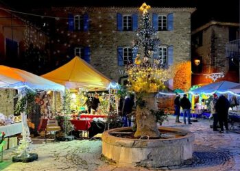 Un marché nocturne pour célébrer Noël à Grambois
