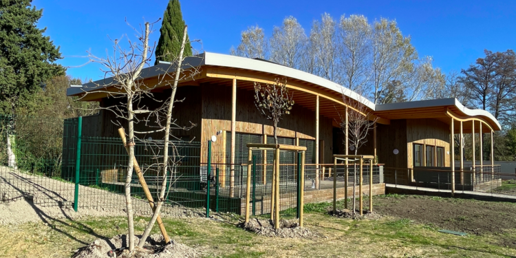 Grand Delta Habitat :  6 villas autonomes pour réinventer le logement social 