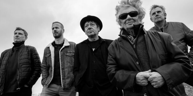 Little Bob : « Mon blouson, je rentre toujours dedans ! »