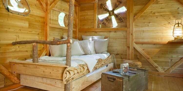 À Avignon, l’essor discret du tourisme insolite avec AbracadaRoom