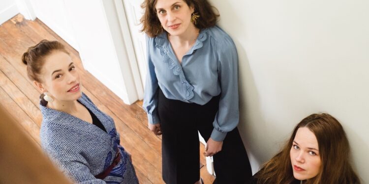 (Vidéo) Cordes et voix féminines au tea jazz de l&rsquo;AJMI