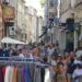 Les commerçants d&rsquo;Avignon accueillent le printemps avec leur braderie