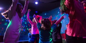 Une soirée néon k-pop pour les enfants à Sorgues