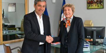 Cécile Helle reçoit Olivier Galzi, le futur maire d&rsquo;Avignon