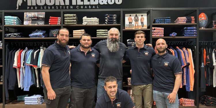 Le géant Sébastien Chabal fête les 10 ans de sa ligne de vêtements et de sa boutique Ruckfield aux Angles