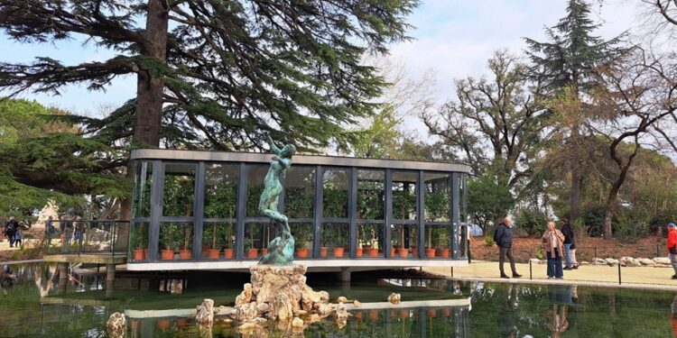 Au-dessus du Palais des Papes, le Jardin du Rocher des Doms s&rsquo;offre une seconde jeunesse pour ses 200 ans