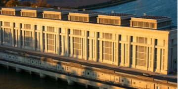 Bollène, Centrale hydrélectrique de Mondragon, Voyage au cœur du courant