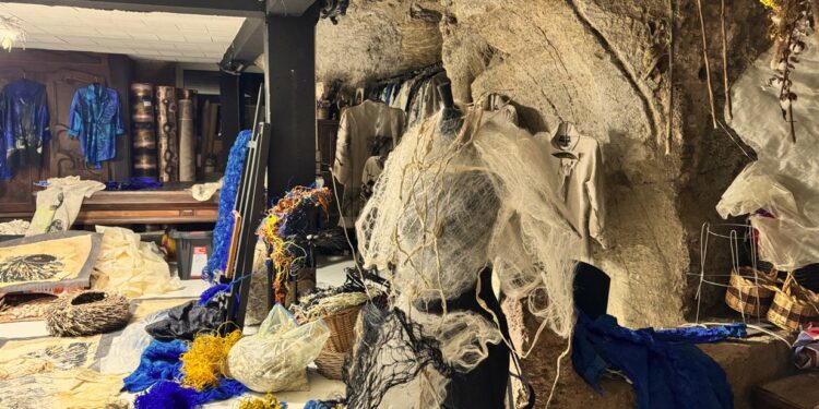 La soie en majesté à Eygalières