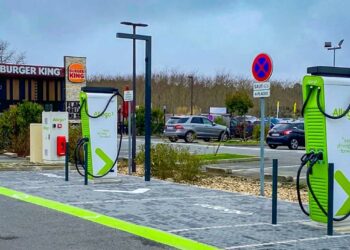 Mobilité : Burger king branche ses clients à l’électrique ultra-rapide
