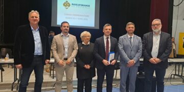 Nicolas Paget, maire de Courthézon, élu à l’unanimité président du Pays d’Orange en Provence