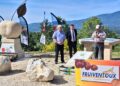 À Blauvac, le raisin et la cerise trônent fièrement face au Mont Ventoux