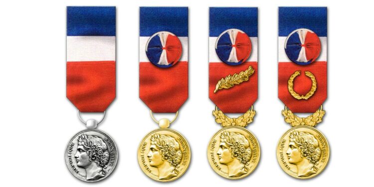 Médaille du travail : l’exonération sociale supprimée au 1er janvier 2027