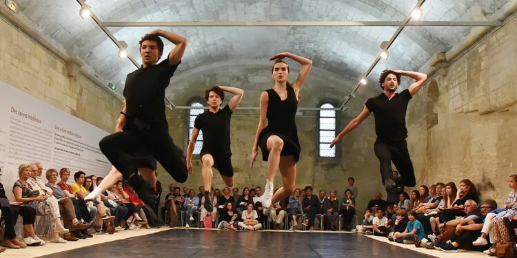 Danse contemporaine au cœur des Baux-de-Provence