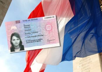 Les titres de séjours coûtent désormais plus chers
