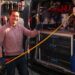 (Vidéos) Jonathan Enzer et ses camions-ateliers de carrosserie à domicile, de l&rsquo;échec au succès