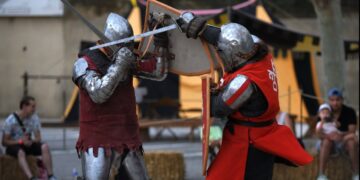 (Vidéo) Châteauneuf-du-pape, Quand la véraison réveille le Moyen-Age